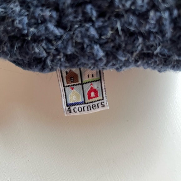 Chandler 4 Corners mini hooked pillow with buoys - Picture 3 of 4